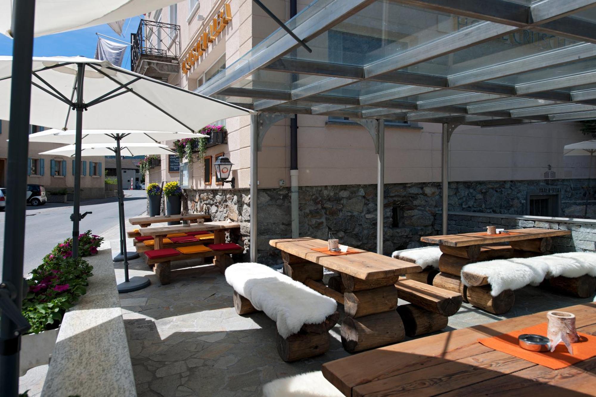 Hotel Crusch Alba Zernez Exterior photo